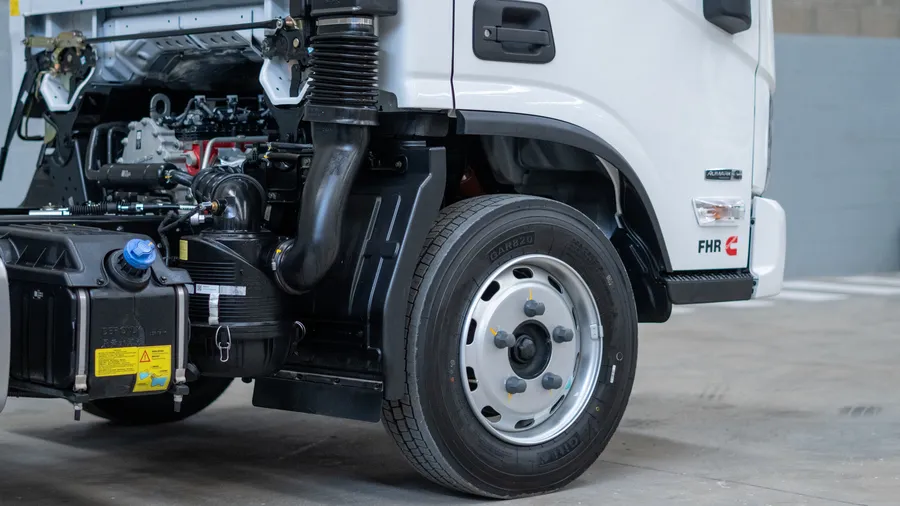 Foton FHR MILER DOBLE CABINA 2.5 TON — foto 1 de 8