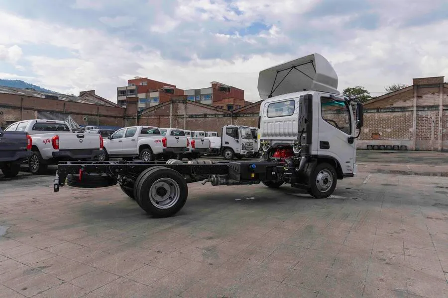 Foton FKR CUMMINS 3.5 TON — foto 4 de 8