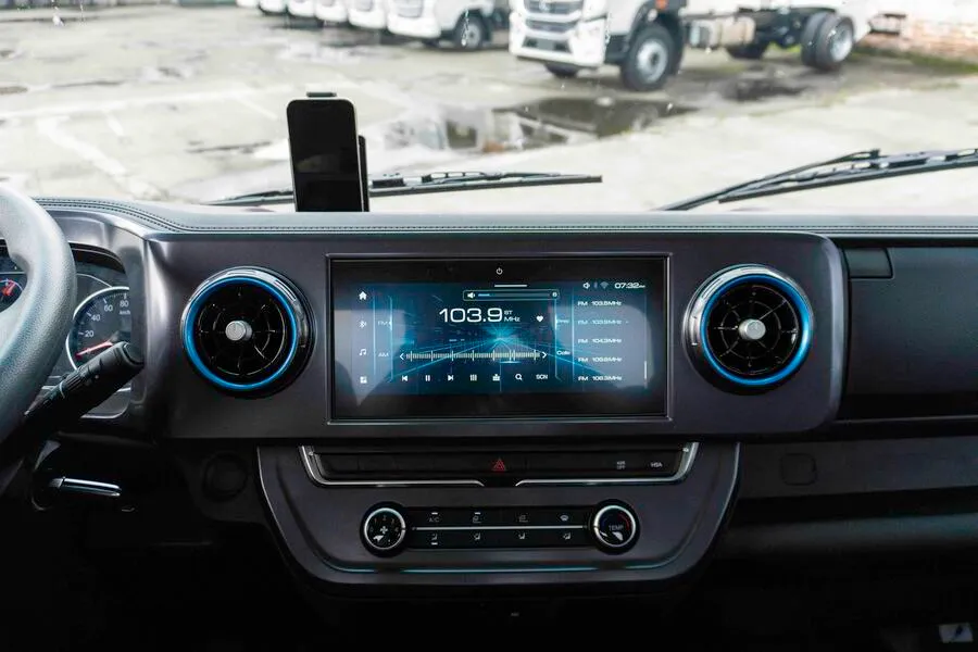 Foton FKR CUMMINS 3.5 TON — foto 6 de 8