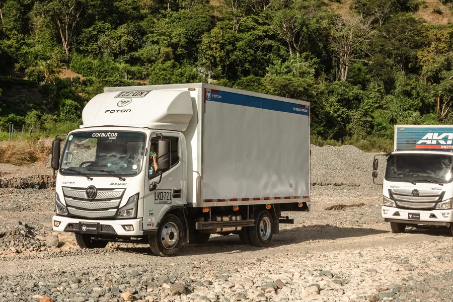 Foton FKR CUMMINS 3.5 TON AMT — foto 1 de 8
