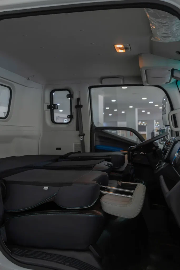 Foton FRR XL CUMMINS EURO 6 9.5 TON — foto 7 de 8